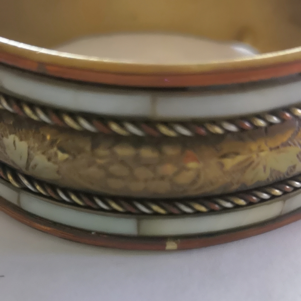 Bangle - Picture 2 of 2